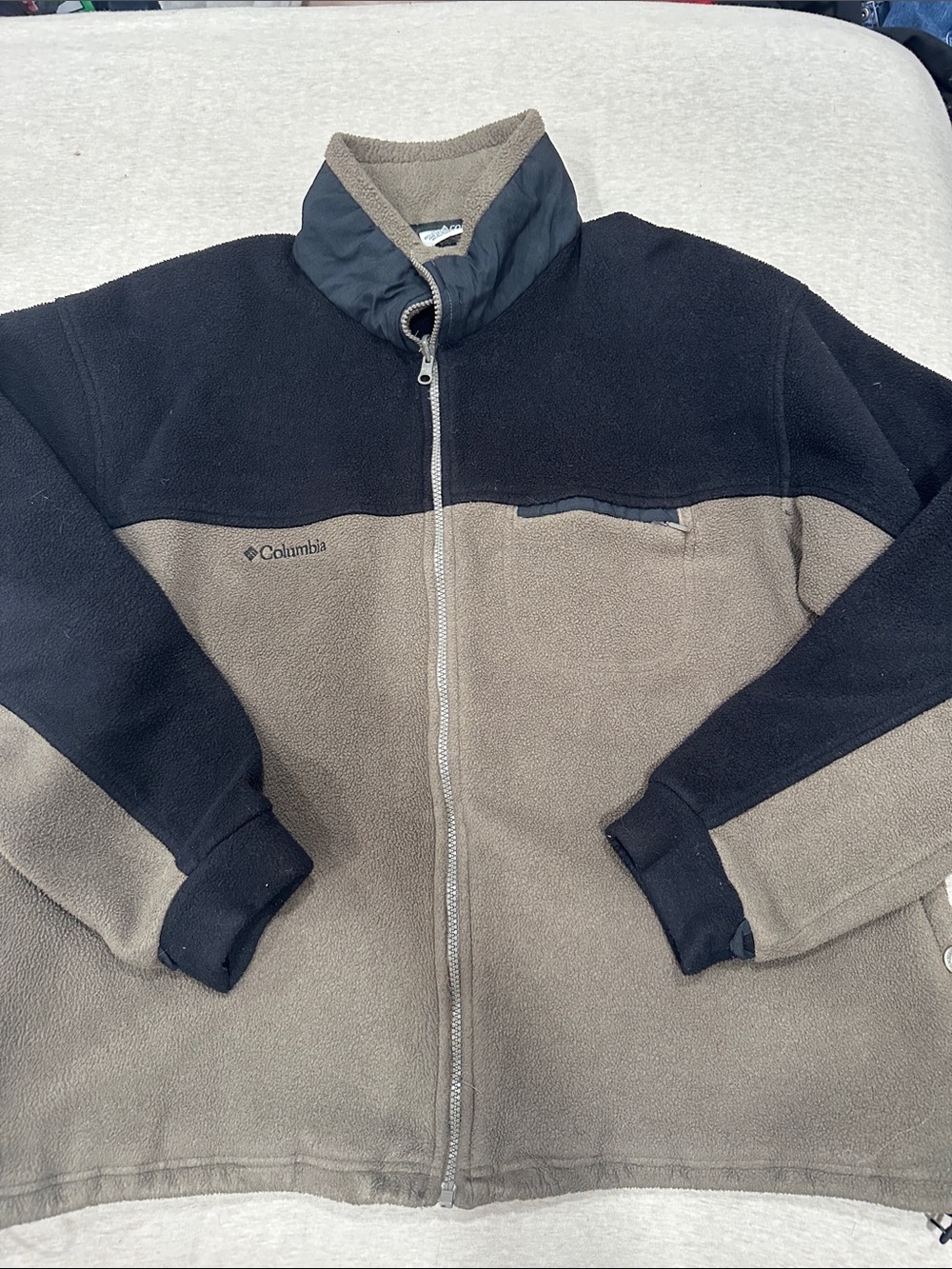 Columbia Men's Steens Mountain Black and Taupe Full-Zip Fleece Jacket